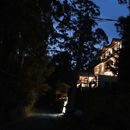 Blue Moon Residency Hotel นูวาราเอลิยา ภายนอก รูปภาพ