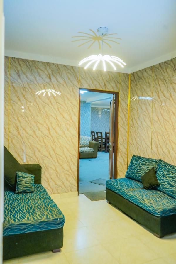 Blue Moon Residency Hotel นูวาราเอลิยา ภายนอก รูปภาพ