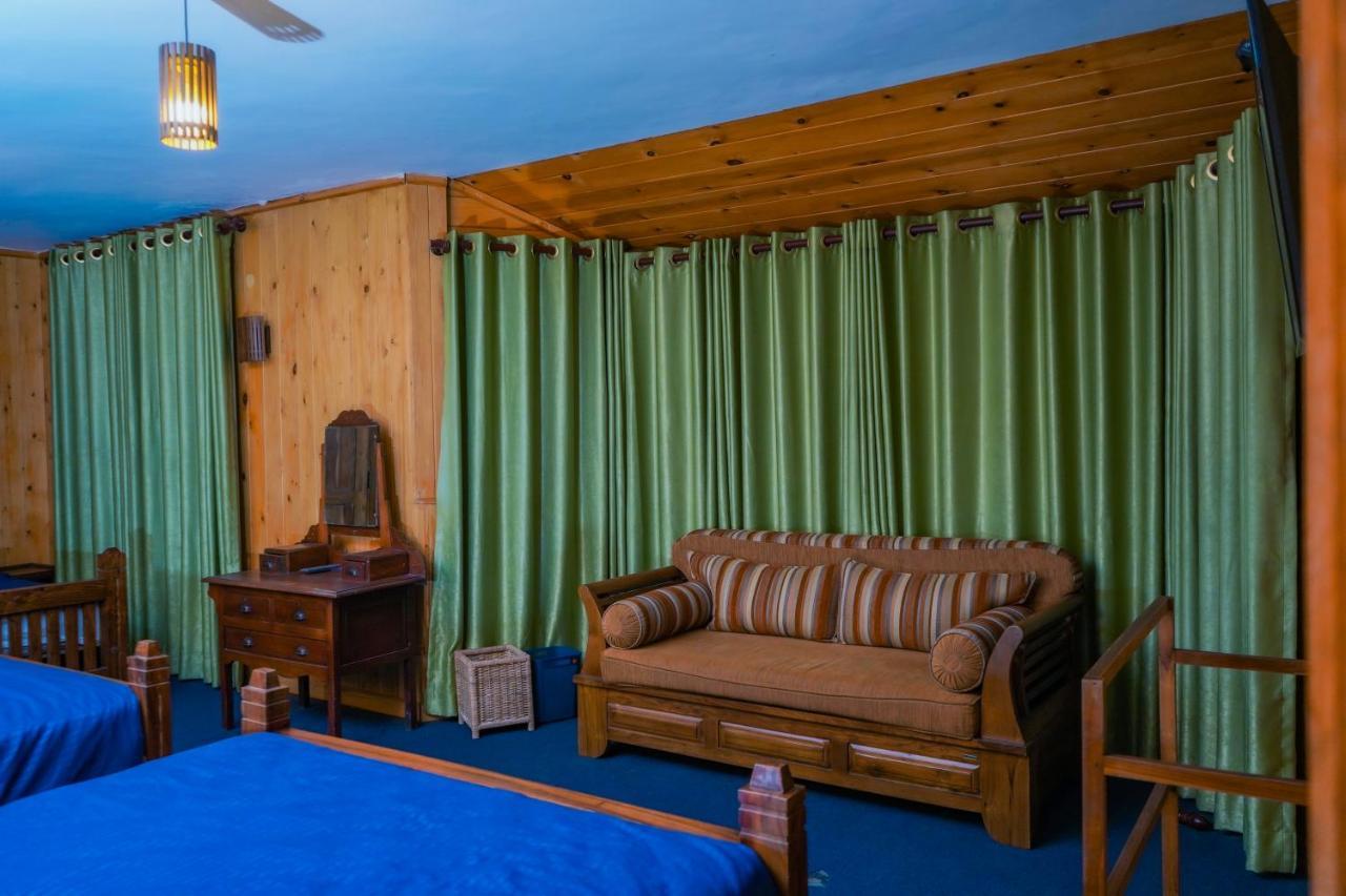 Blue Moon Residency Hotel นูวาราเอลิยา ภายนอก รูปภาพ