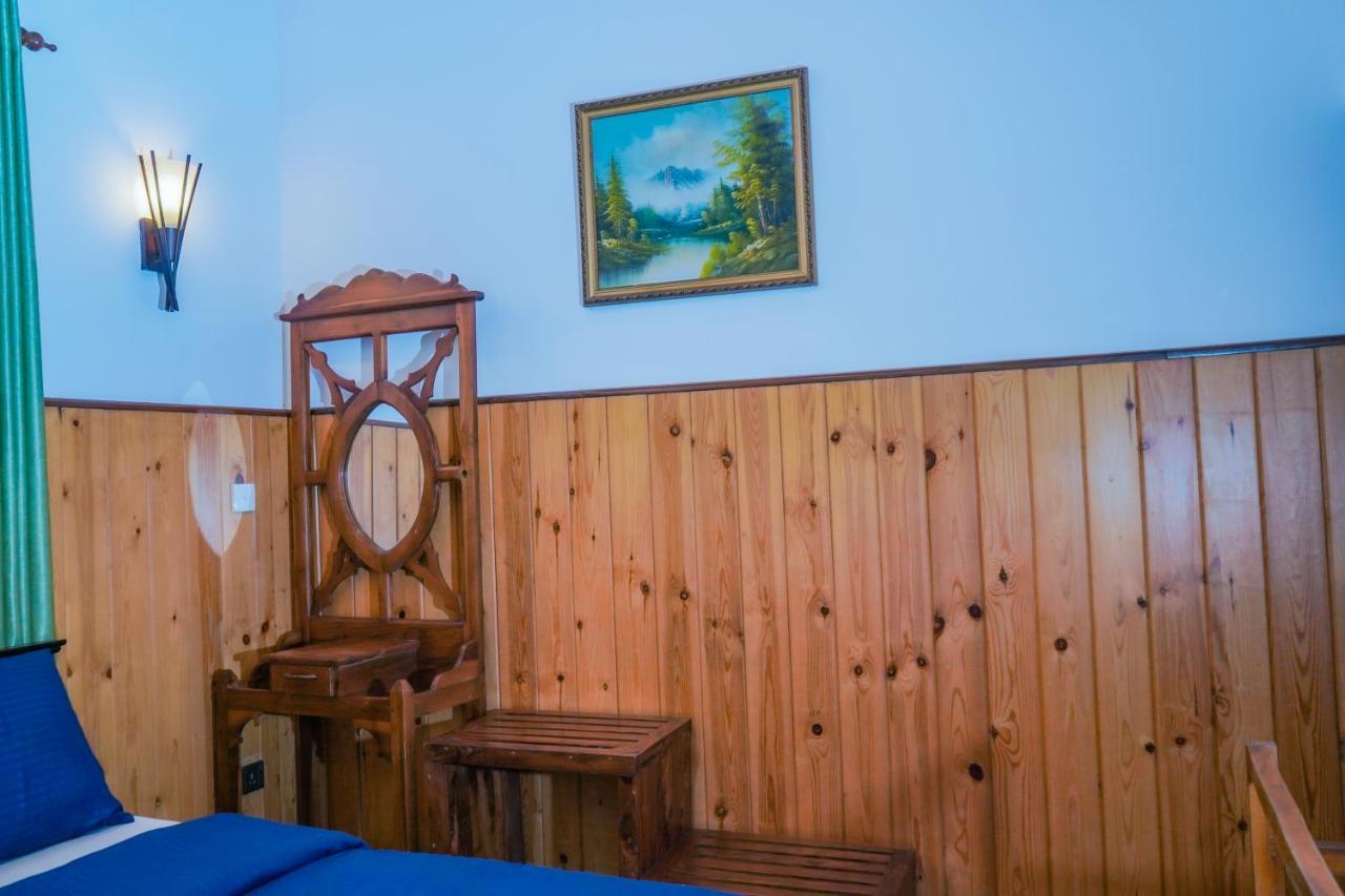 Blue Moon Residency Hotel นูวาราเอลิยา ภายนอก รูปภาพ