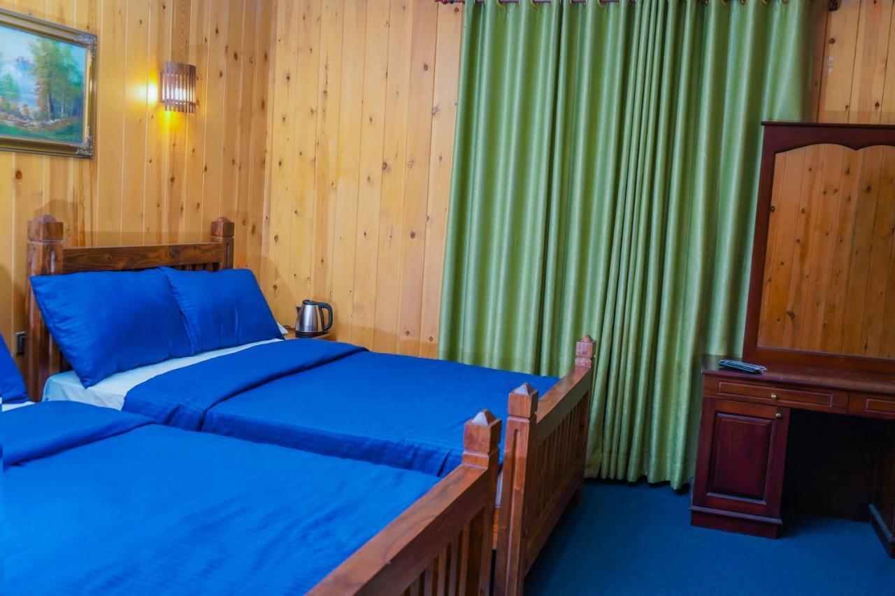 Blue Moon Residency Hotel นูวาราเอลิยา ภายนอก รูปภาพ